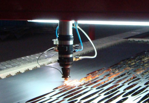 Laser cutting processing